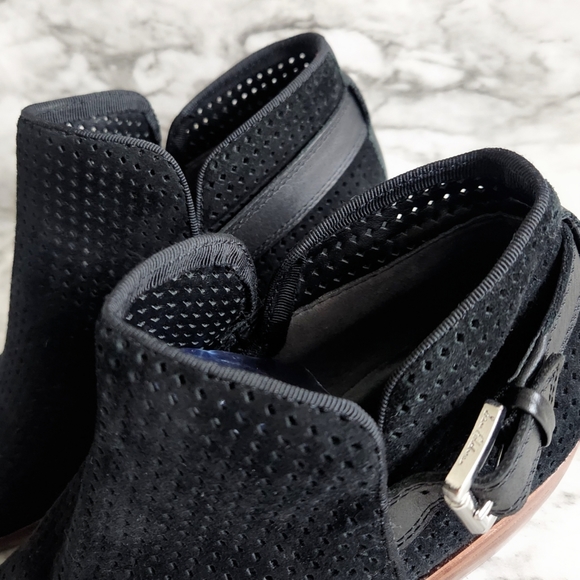 Sam Edelman Black Suede Leather Perforated Ankle Boots With Silver Buckle, Sz 7 - Picture 5 of 14